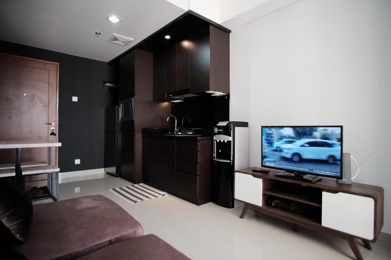 2 Bedrooms - Royal Olive Apartment - Pejaten South Of Jakarta Exterior photo
