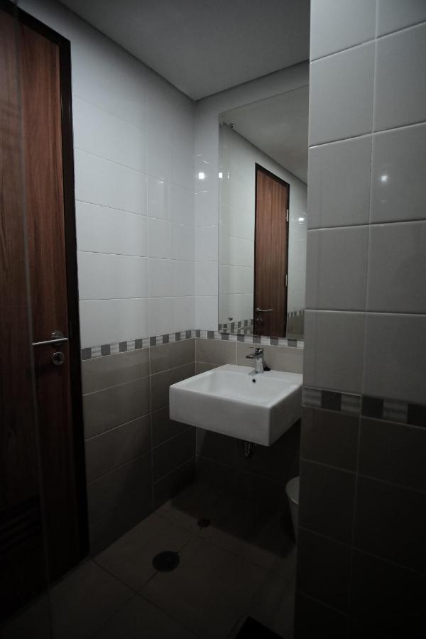 2 Bedrooms - Royal Olive Apartment - Pejaten South Of Jakarta Exterior photo